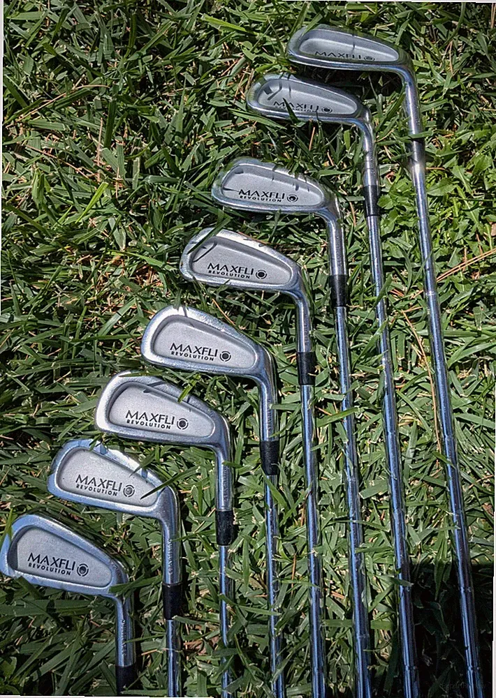 Maxfli Revolution Black Dot Iron Set 3-PW