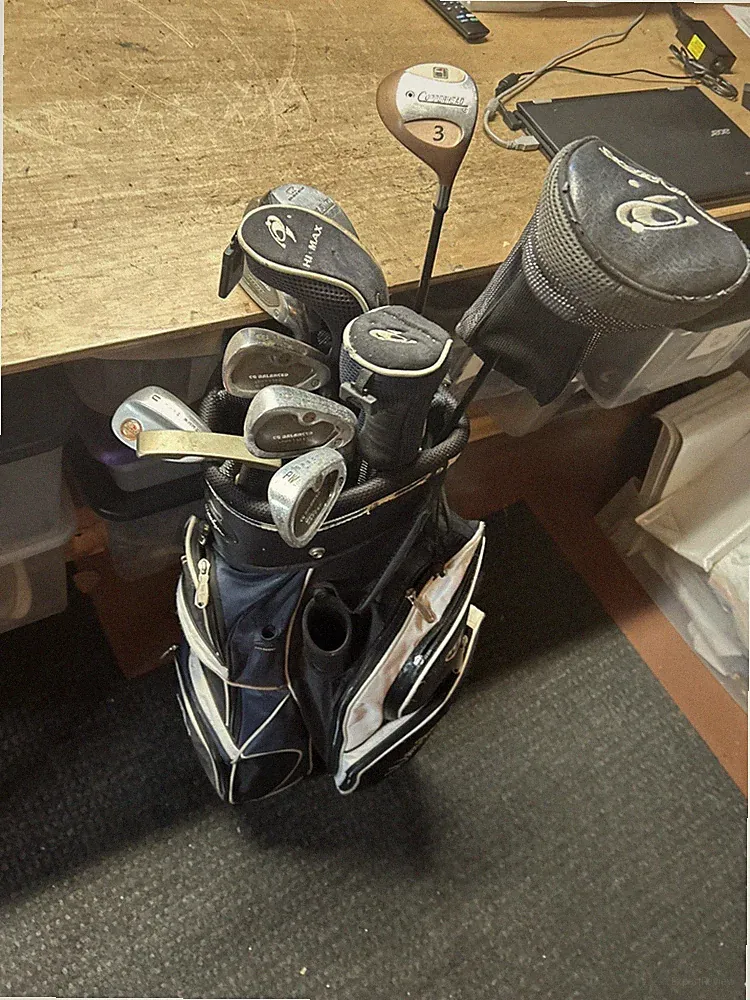 Men’s Complete RH Starter Set of Golf Clubs w/ Cart Bag, Balls, Tees