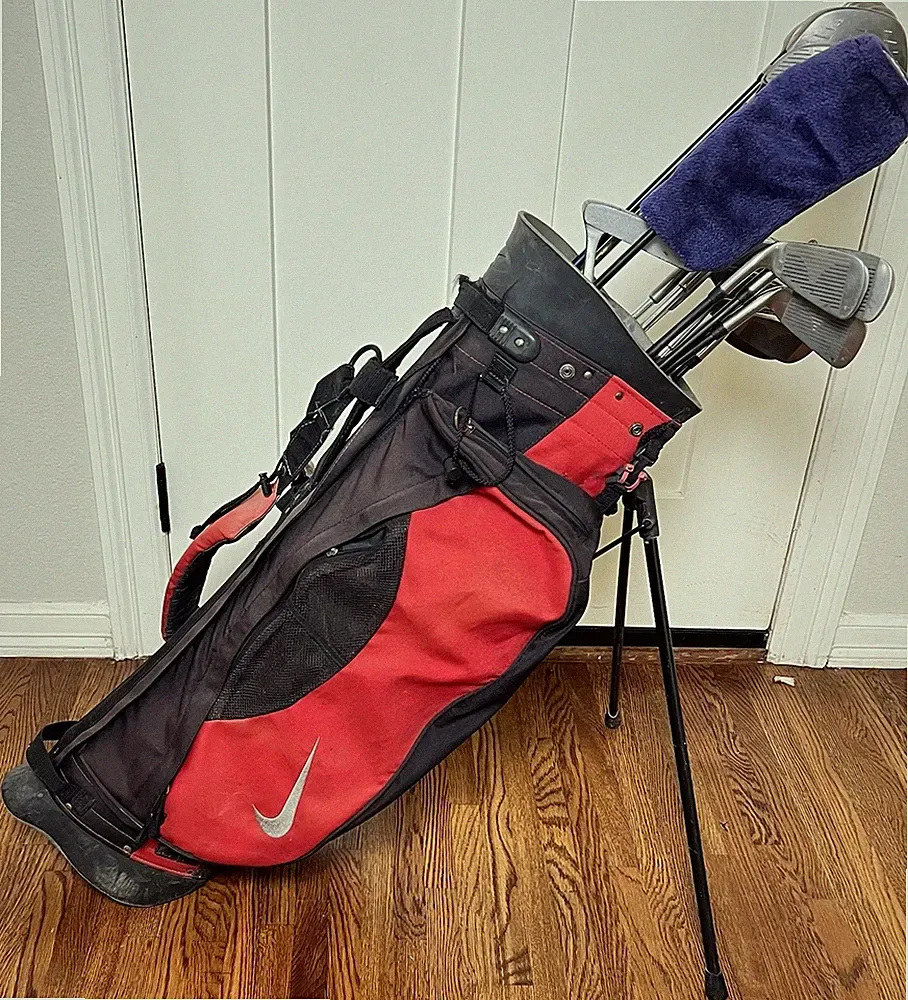 Men’s RH 13-Club Golf Set TM 588Ti Driver/3w/5w/Wilson 3-SW/Putter/Nike Bag