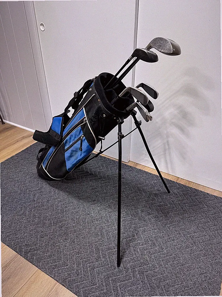 Men's Starter Golf Set w/ Tour Edge Irons & Stand Bag - 8 Clubs - R Flex - RH
