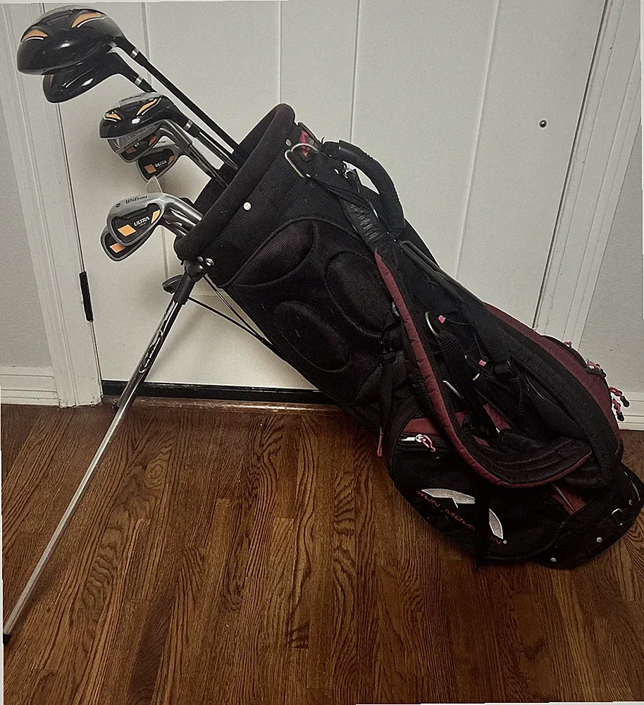 Men’s Wilson Ultra BLK 10-Club Golf Set With Sun Mountain Stand Bag