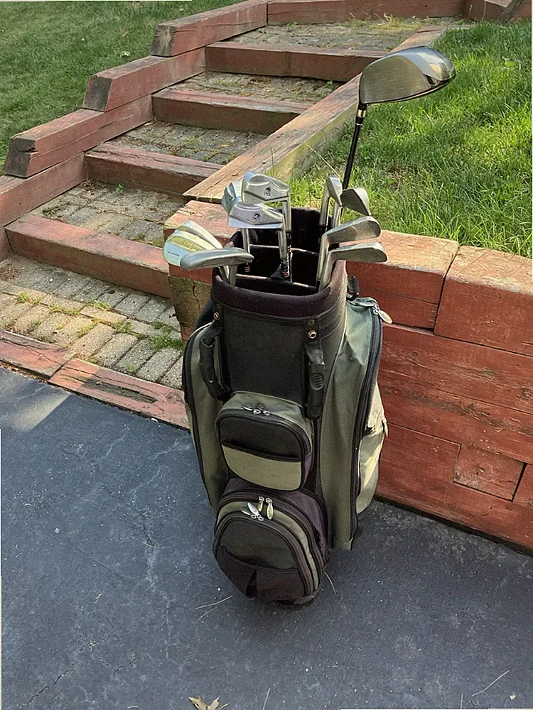 MacGregor Men's Complete Golf Club Set