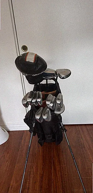 MENS Golf Set, TAYLOMRADE DRIVER, ADAMS IRON WITH BAG