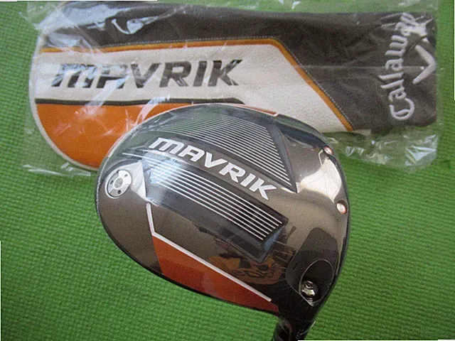 Mint in plastic Callaway womens ladies Mavrik 12 driver + HC