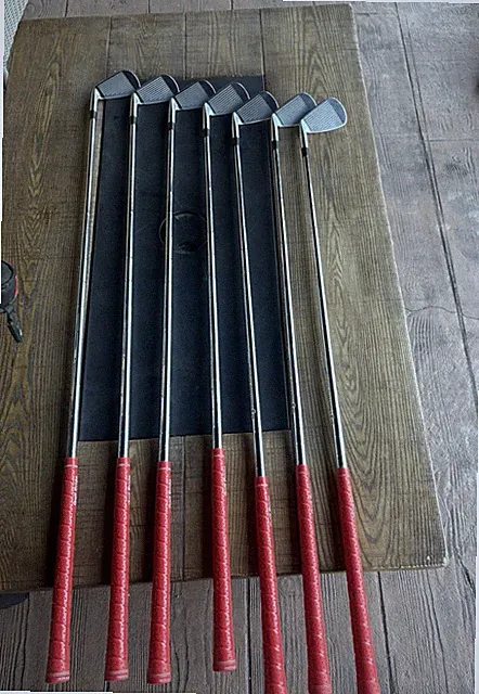 Mizuno 4-PW Iron Set 7pc RH X-Stiff Steel Shafts Stainless Blade Red Grips