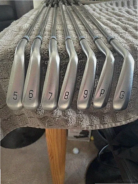 MIZUNO 925 FORGED IRONS 5-GW RH REG FLEX 95G
