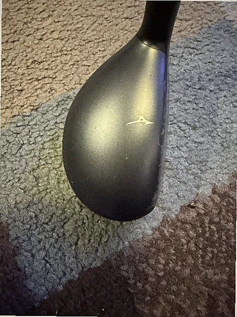Mizuno CLK 19° Hybrid Stiff Tensei Shaft. Midsize Golfpride Grip.