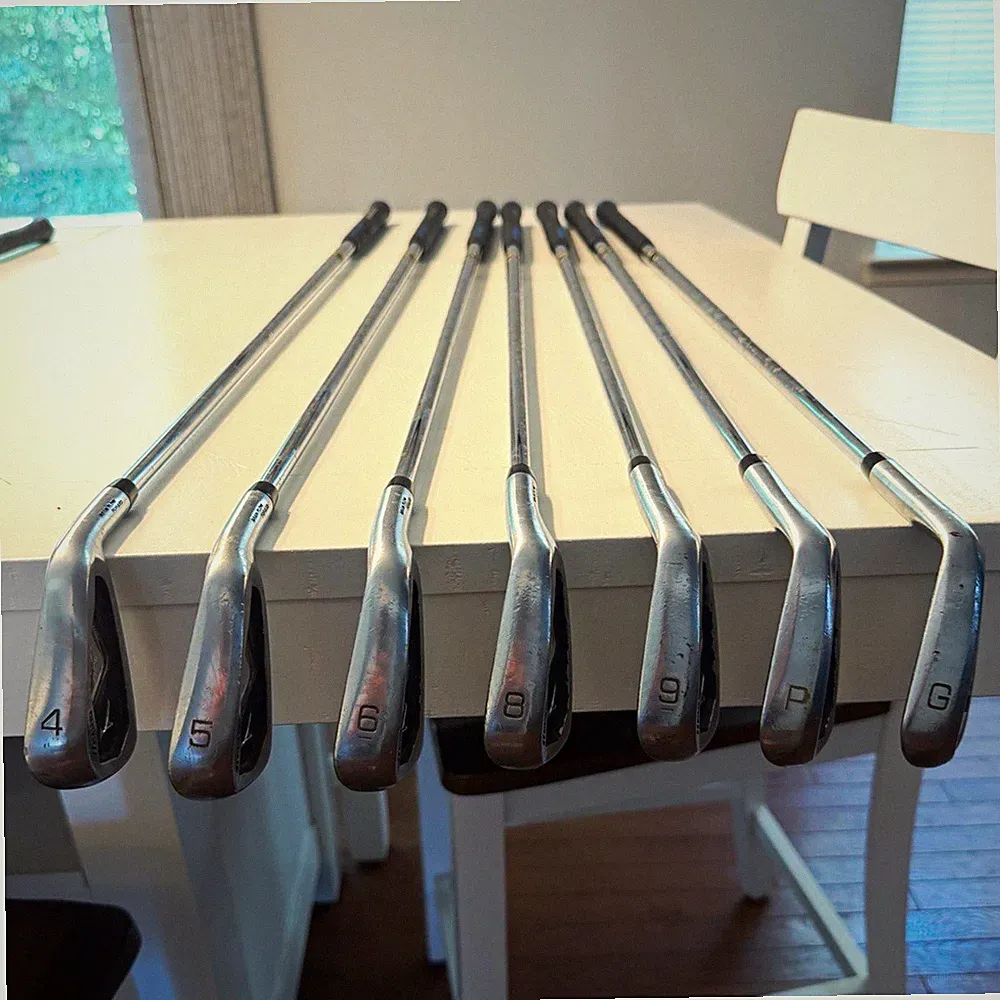 Mizuno JPX 4-PW Iron Set 7 Clubs Steel Shaft Stiff Flex Right-Hand Cavity