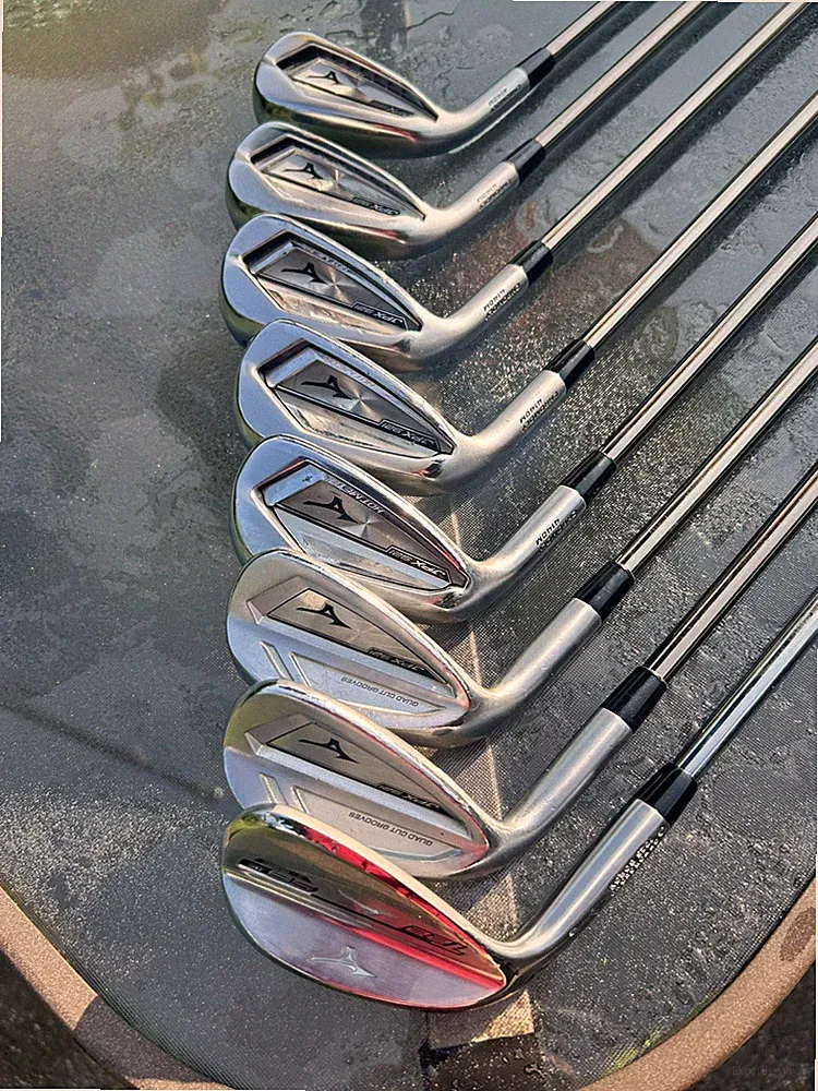 Mizuno JPX921 Men’s Left-handed Irons 6 iron through Sand Wedge. + 58* wedge.