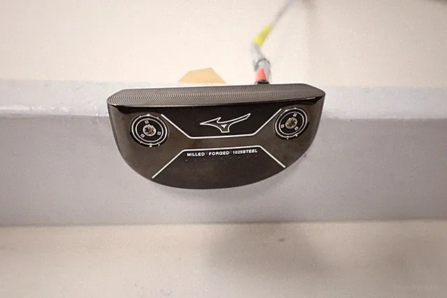 Mizuno M Craft #3 Black Ion 35" Putter Excellent Rh
