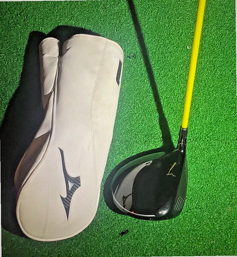 Mizuno ST200 9.5° Driver Graphite Design Tour AD MT-6S Stiff + HC NEW GP Grip RH