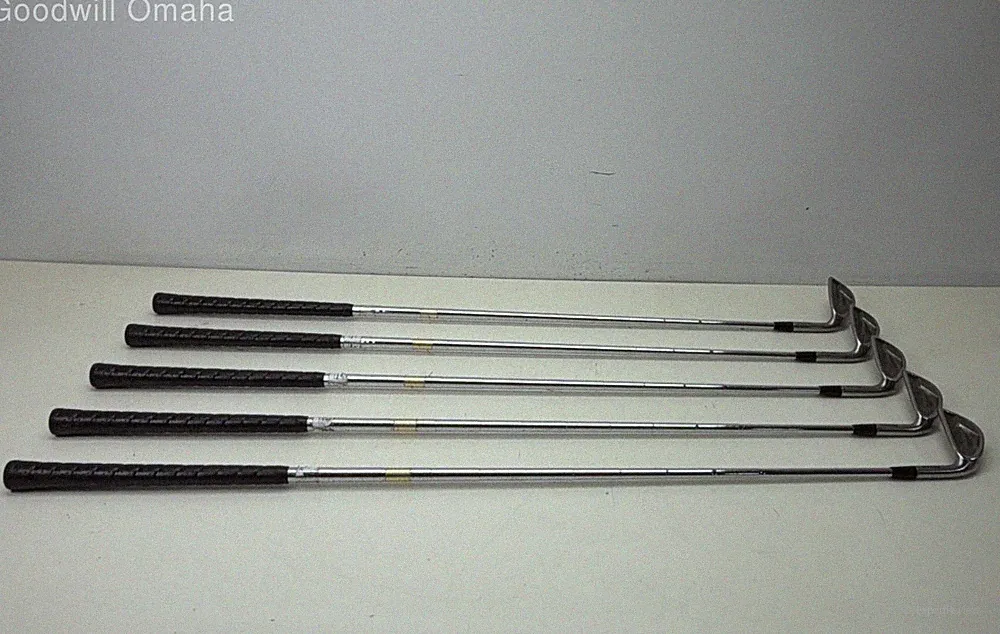 Mizuno Mid Size Golf Clubs