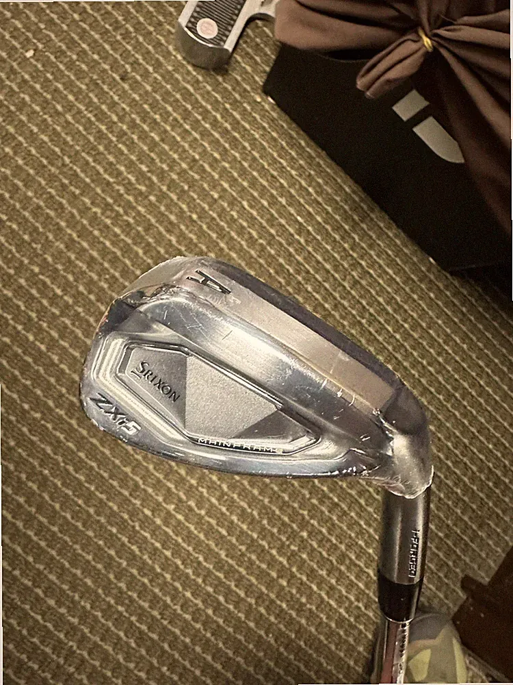 NEW 2025 SRIXON ZXi5 A WEDGE (AW) Dynamic Gold 100 R300