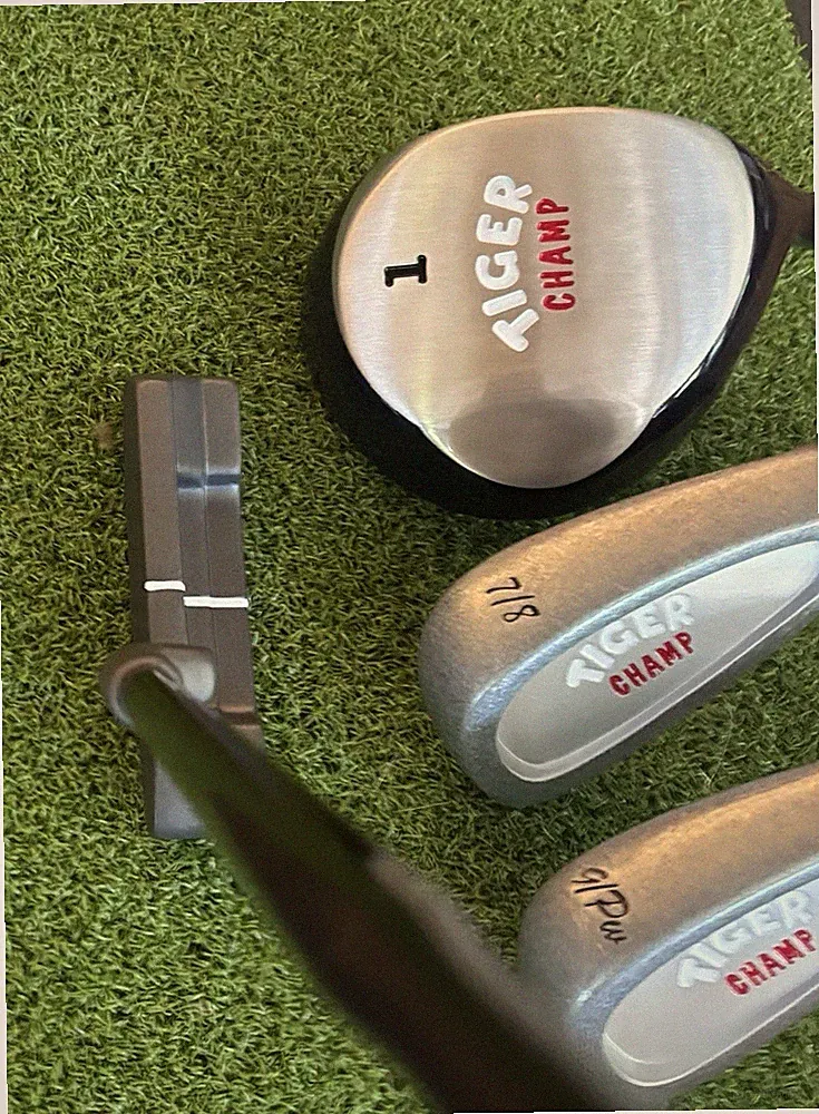 New 4pc Set Tiger Champ Junior Golf Clubs Driver, 7/8, 9/PW, Putter *Closeout*
