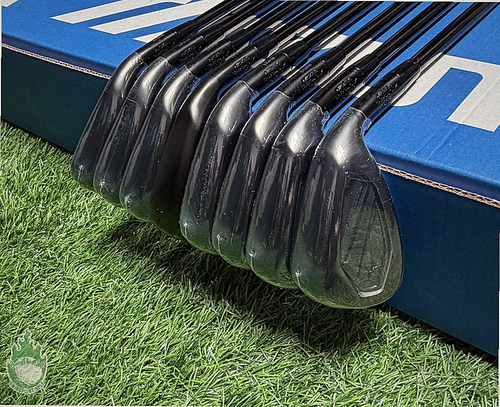 Mizuno JPX 925 Forged Black Irons