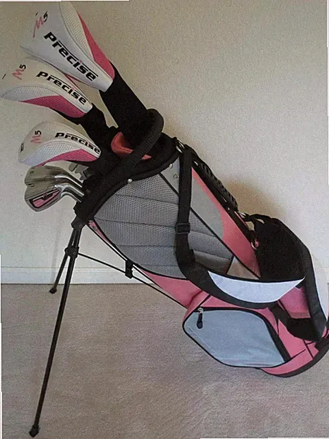 NEW Petite Womens Golf Club Set Driver Wood Hybrid Irons Putter Deluxe Bag