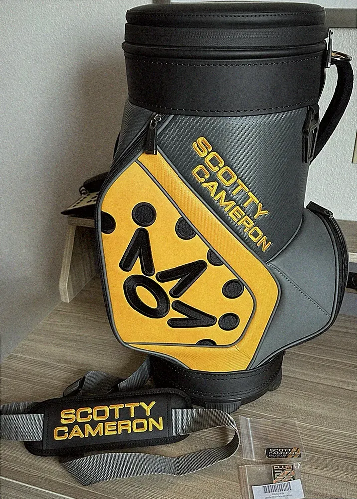 New Scotty Cameron Club 2020 Den Caddy w/Cooler Insert, Carry Strap, Pin, & More