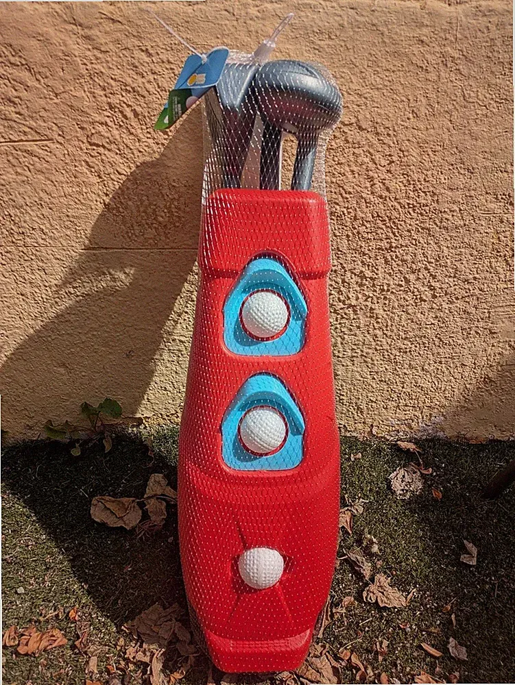 NEW Sunny Days Entertainment Toddler Golf Set 3 Balls, 3 Clubs, 2 Practice Holes