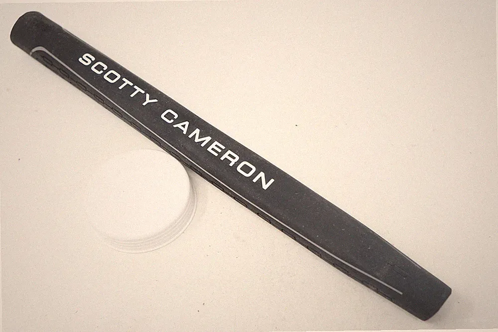 New Titleist Scotty Cameron Full Contact Putter Grip Black/White
