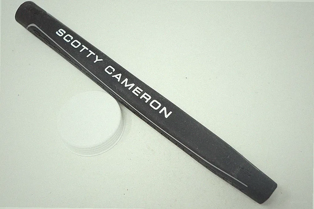 New Titleist Scotty Cameron Golf Full Contact Putter Grip Black/White