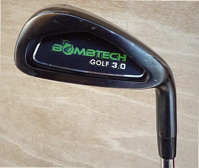 NICE BLACK BOMBTECH 3.0 4 IRON STIFF FLEX 21 LOFT STIFF FLEX