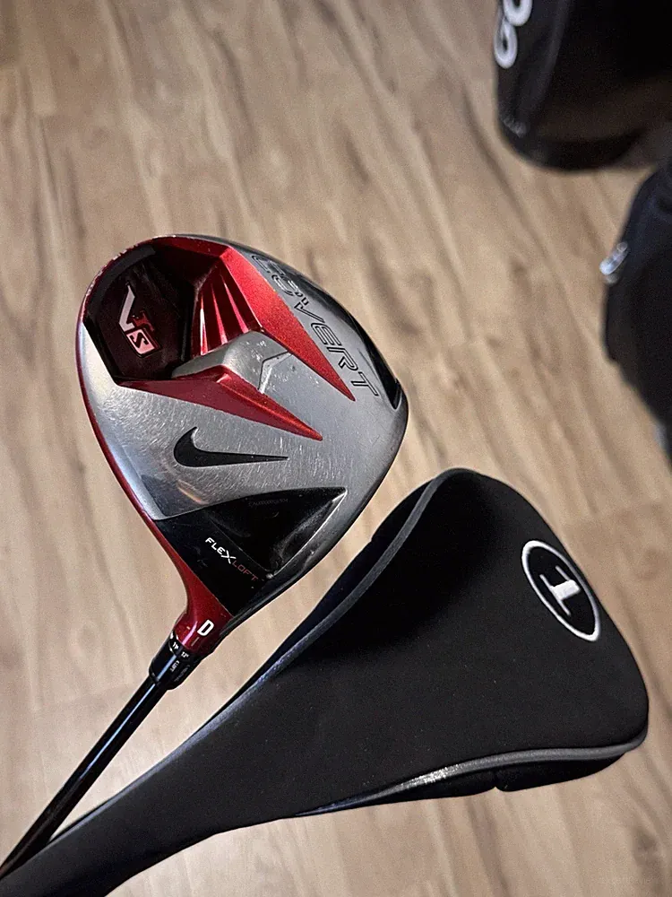 Nike Covert VRS Driver Flex Loft Right-Handed Stiff Graphite Red/Silver