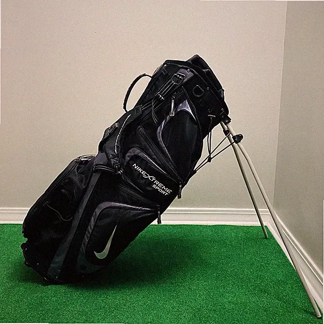 Nike Extreme Sport Golf Stand Bag 7-Way Divider Lightweight Black w/ Rain Cover