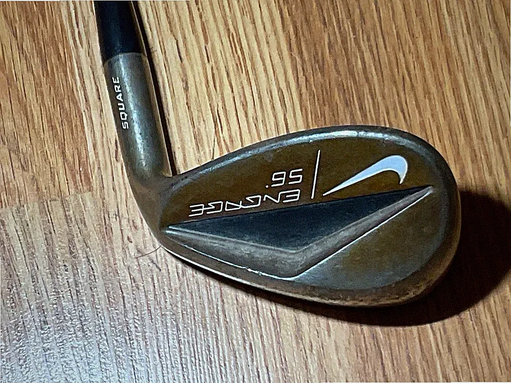 NIKE GOLF Engage square 56 degree wedge right hand steel