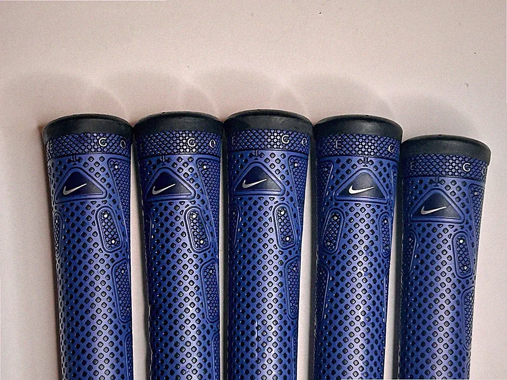 Nike Golf Grips New Old Stock (NOS) Original Winn V17 Series Set Of 5 Blue