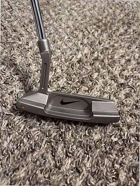 Nike Ignite 001 Blade Putter Right-Handed Steel Shaft Tiger Shark Blue Grip
