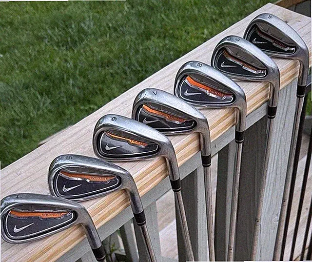 Nike IGNITE Iron Set 4-PW, Uni-Flex Steel shaft RH, Nice! 7 clubs