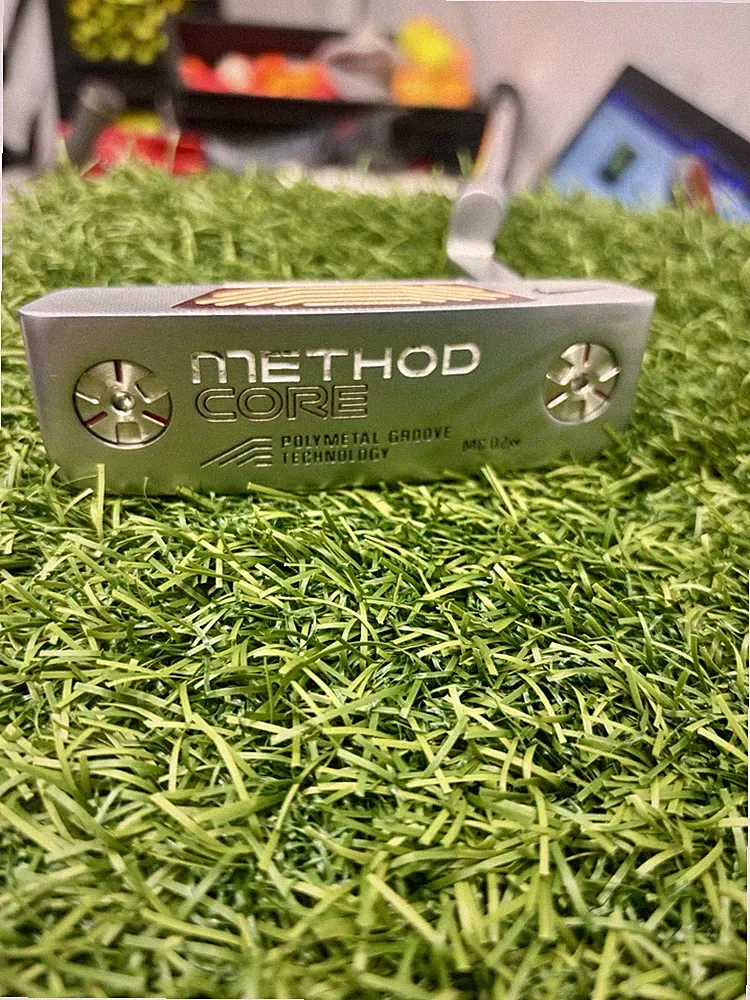 ⭐️Nike Method Core MC 02w Putter 35"⭐️NICE Cond.Grip ⭐️Right Handed⭐️