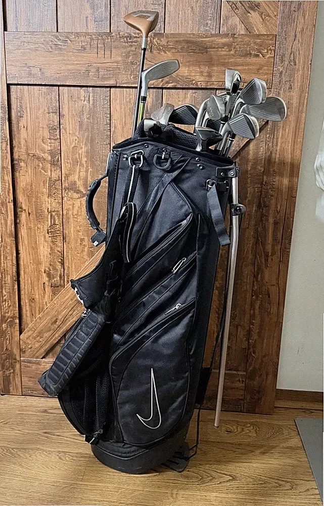 Nike Slingshot Iron Set Golf Clubs Complete Bag TaylorMade Driver Odyssey Putter