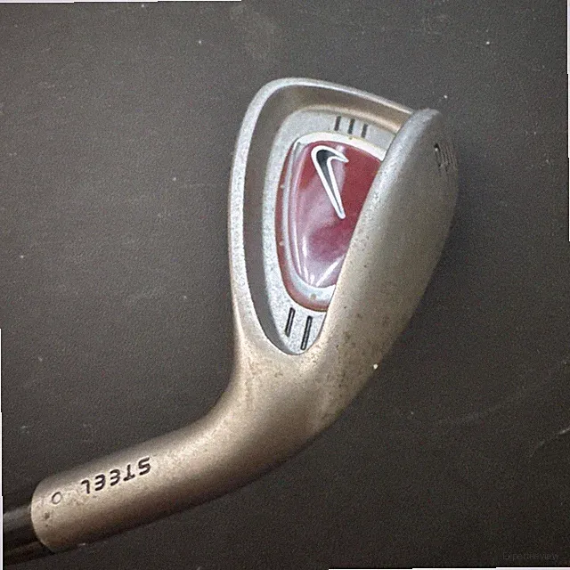 NIKE Steel MID Iron Junior-Flex Graphite Shaft - RH 26 in with training grip