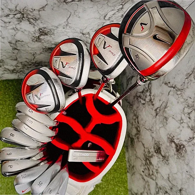 Nike Victory Red Men's Golf Set 14-Piece S&R