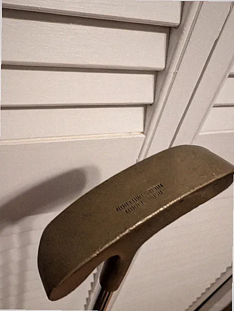 NORTHWESTERN Model BR50 BRASS PUTTER Made In USA RH 35"