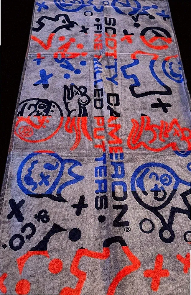 NWT SCOTTY CAMERON GALLERY Crown Crew large Golf Towel Gray Red Blue Black