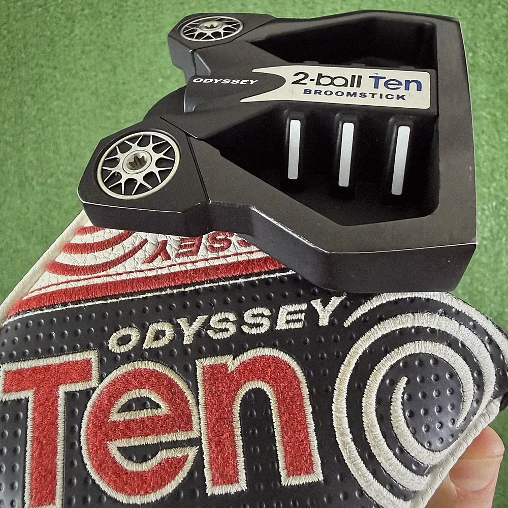 Odyssey 2 Ball Ten Broomstick Belly Mallet Putter