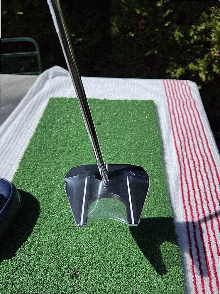 Odyssey Ai-ONE Cruiser #7 CS Center Shaft Broomstick Putter 48" | HC | New | RH