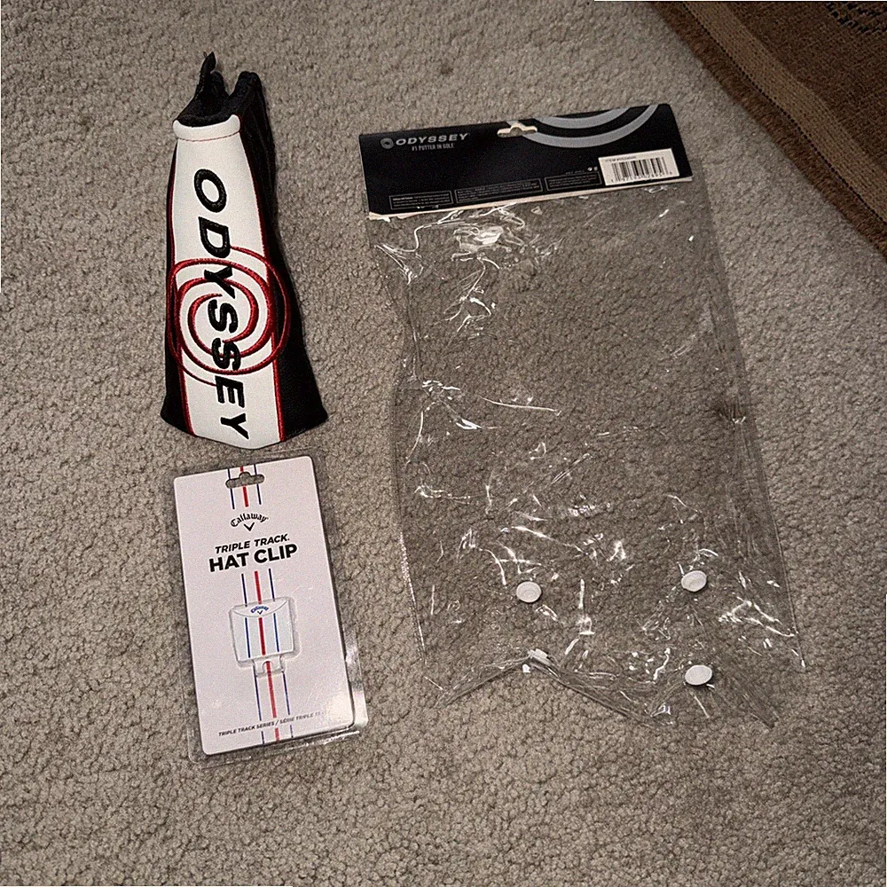 Odyssey golf club head cover new in package from 2020, designed to fit most out