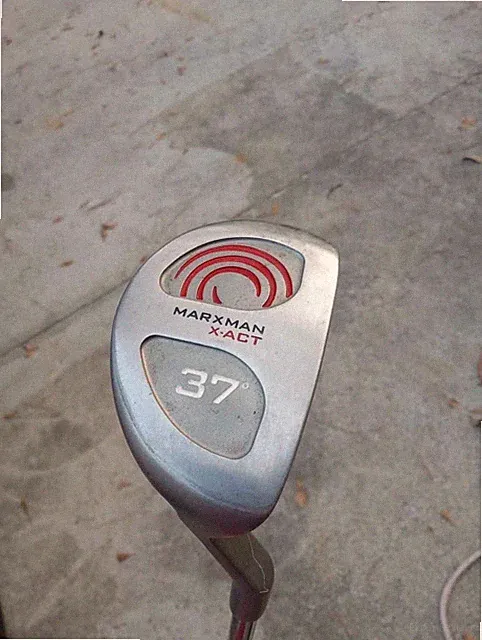 Odyssey Marxman X-ACT Right-Handed 37° Chipper Steel Shaft
