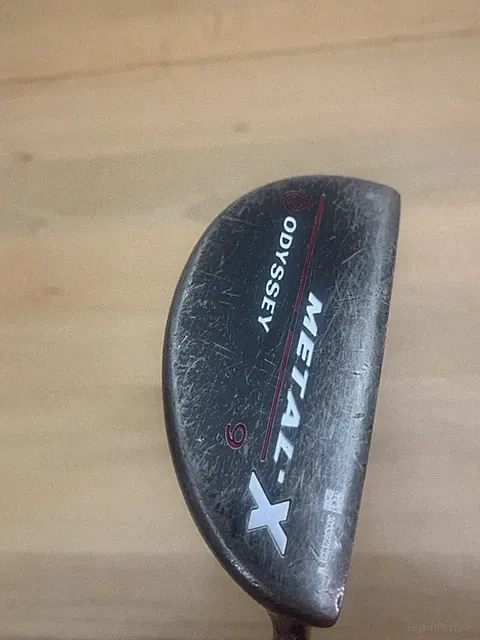 Odyssey Metal X #9 Blade Putter 33” with Super Stroke Grip RH Weighted