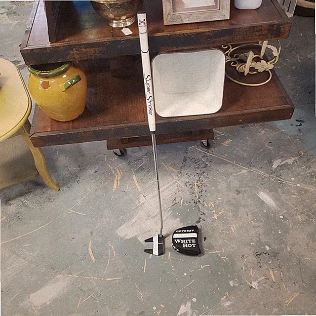Odyssey RH Mid Long White Hot Versa Seven Putter w/Head Cover 38"- NEW