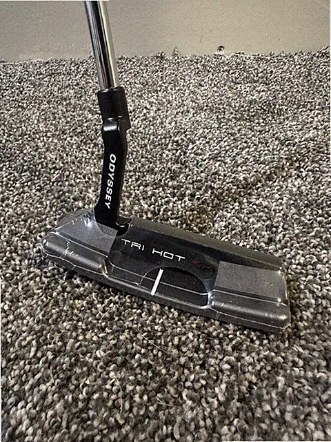Odyssey TRI-HOT 5K Blade Putter RH Men’s Regular Flex Steel Shaft w/ Headcover