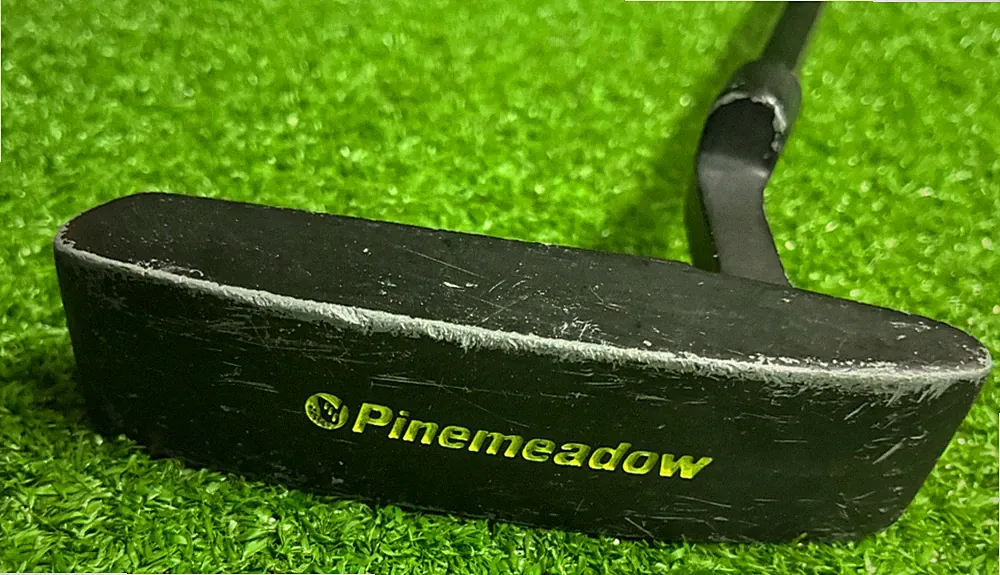 Pinemeadow Blade Putter / ~34.5" Graphite / NEW GRIP / dj0020