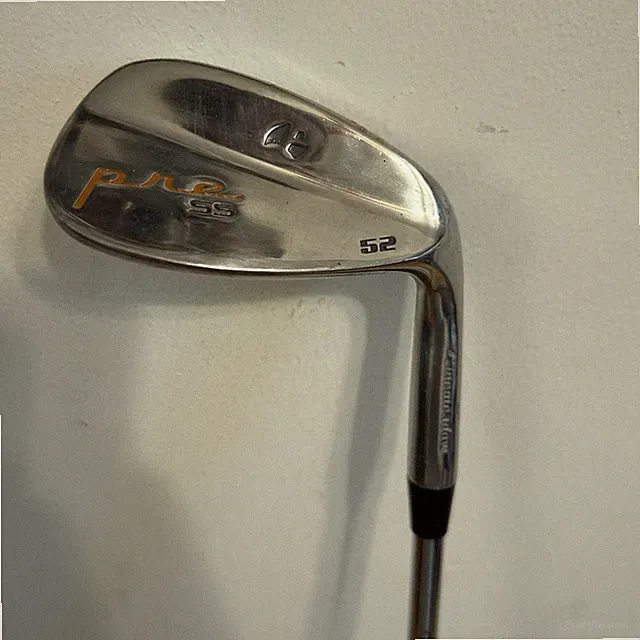 Pinemeadow PRE SS Gap Wedge 52* / RH / Regular Flex Steel Shaft ~36" / VGC