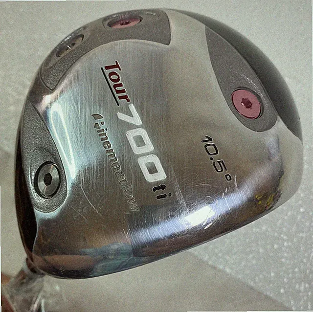 Pinemeadow Tour 700ti 10.5 Degree Graphite Driver & Shaft RH