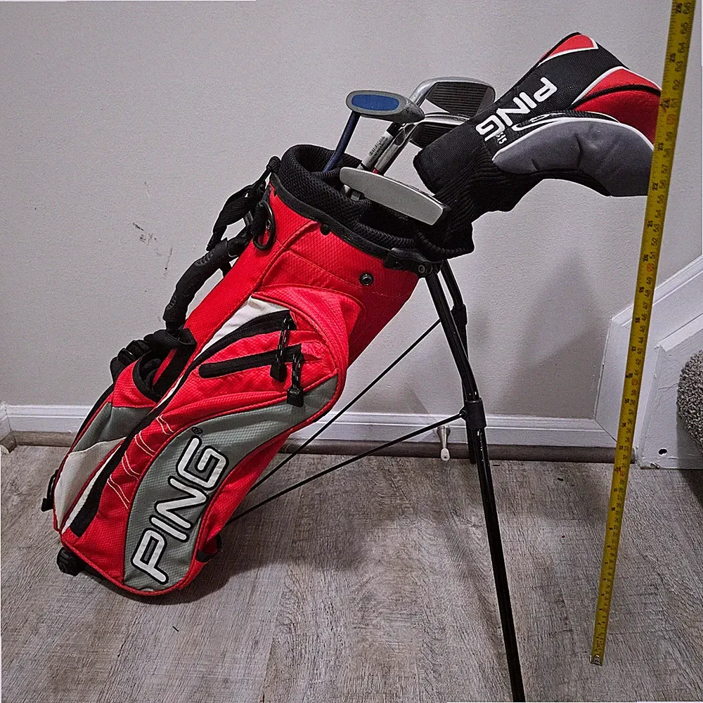 Ping Junior MOXIE GOLF CLUB & BAG SET OF 8 + Covers - Red Kids Youth Set