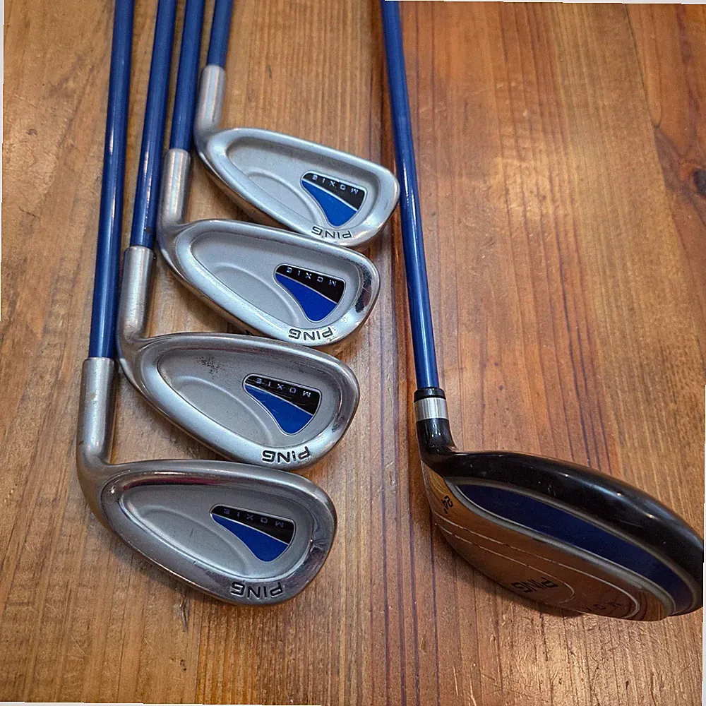 Ping Moxie Jr Golf Clubs 24° Driver, 5,7,9 Irons And Sand Wedge