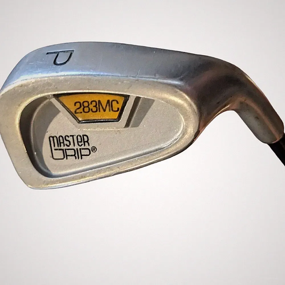 Pitching Wedge Master Grip 283 MC Golf Club Senior Graphite Gold RH Right Hand